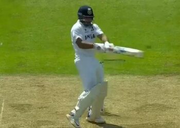 WTC Final: Rishabh Pant amazes the crowd with his reverse scoop for a single off Neil Wagner