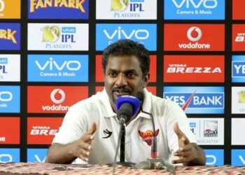 Muttiah Muralitharan lashes out at senior players over SLC contracts dispute