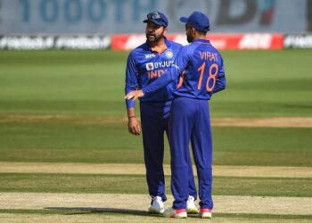 If you guys can keep quiet for a while, then Virat Kohli will be fine: Rohit Sharma