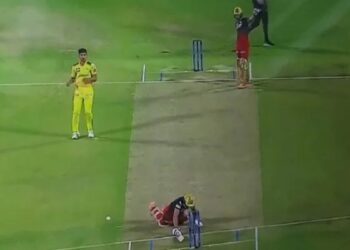 RCB vs CSK: Mukesh Choudhary hits Virat Kohli whereas having modest at stumps, apologises instantly