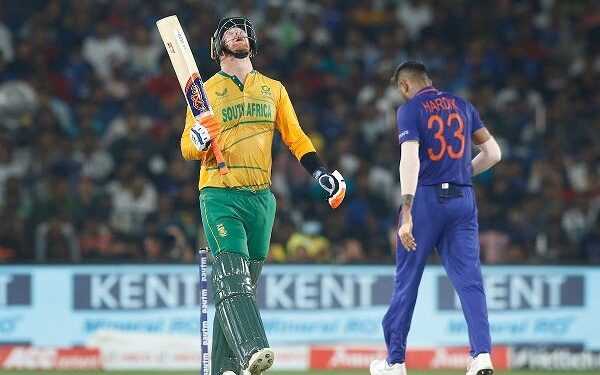 Heinrich Klaasen helps South Africa to beat Men in Blues