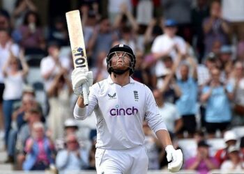 Bairstow and Stokes fires to help England Win the Series