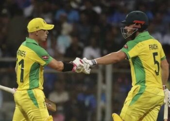 Hazelwood, Warner and Finch stars and Australia win the series opener by 10 wickets