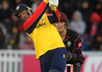 Essex sealed Quarterfinal Spot with win over Glamorgan