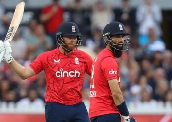 Moeen Ali, Jonny Bairstow blast as England win over South Africa and take 1-0 Lead