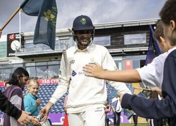 Shubman Gill scores 92 for Glamorgan on County Championship debut