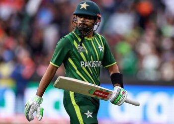 Babar should leave captaincy after the T20 World Cup says Kamran Akmal
