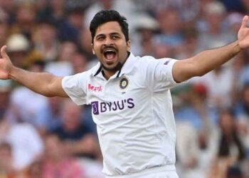 Shardul Thakur talks about MS Dhoni ahead of the 2nd ODI against South Africa in Ranchi