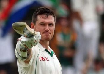 I look at South Africa’s Test batting line up and not one player is averaging 40 said Graeme Smith