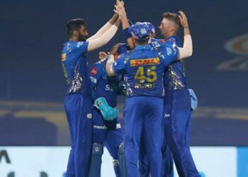 ‘Rahul Dravid spoke about him for five minutes’ – Dinesh Karthik recalls Dravid's appreciation of Bhuvneshwar Kumar