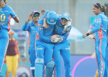 'If we bring our A-game then no team can beat us' - Shikha Pandey warns Mumbai Indians ahead of WPL top-spot clash