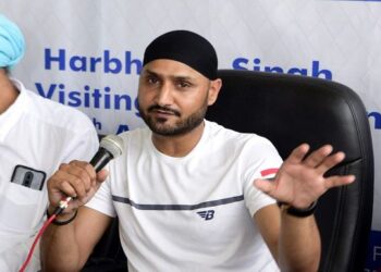 'Shubman Gill's approach was right' - Harbhajan Singh defends India opener amid failed outing in 3rd Test