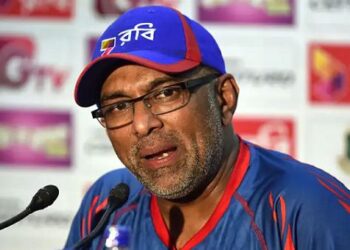 'If you ask my opinion, Test cricket is the pinnacle of the game' - Chandika Hathurusingha believes playing Test for country is sufficient motivation ahead of Dhaka Test