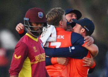 We can't just expect to wake up one morning and be a great team: Shai Hope