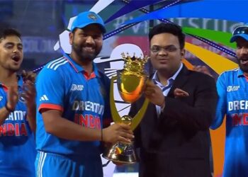 Having Hardik Pandya fit and being able to bowl five and six overs of quality bowling makes India probable favourites: Eoin Morgan