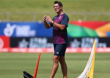 Head coach Jon Lewis opens up on England's weak point as hosts falter to spin against Sri Lanka