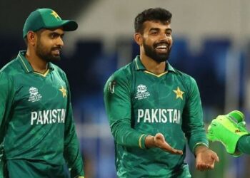 Shadab is bowling very well but he is not taking wickets: Babar Azam