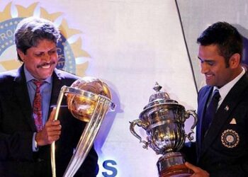 ODI World Cup 2023: Sunil Gavaskar requests BCCI to give 'Golden Ticket' to former world champion captains Kapil Dev and MS Dhoni
