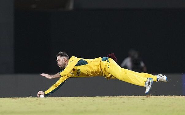 I think other guys don’t give Glenn Maxwell the respect he deserves as a bowler: Quinton De Kock
