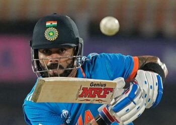 Virat Kohli's ability to control his mind and batting even when surrounded with chaos is admirable: Simon Doull