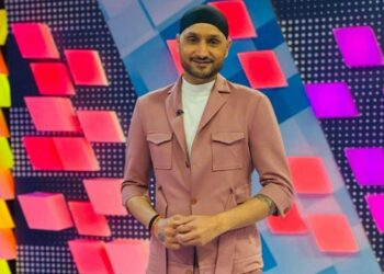 Don’t know whether current players want to lift WC trophy for Virat Kohli, 2011 team wanted to do for Sachin Tendulkar: Harbhajan Singh