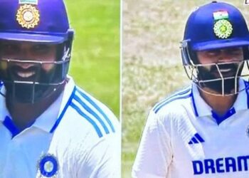 IND vs SA: Watch Video – Virat Kohli Can’t Stop Laughing As Tony de Zorzi Spills Rohit Sharma’s Catch In 2nd Test