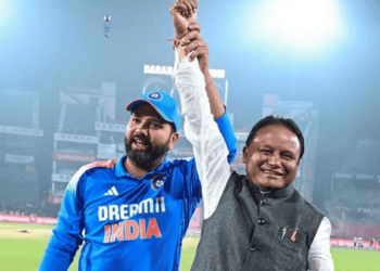 Watch: Rohit Sharma shares fun moment with Odisha CM After India's dominant win over England